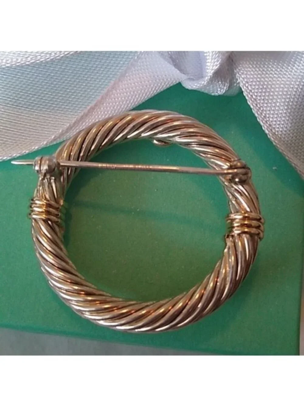 Cable Classic 925 + 14k W/ Amethyst Brooch